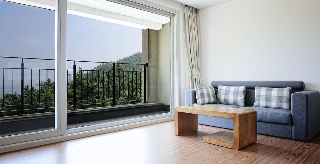 Lapis Hotel Namhae Exterior photo