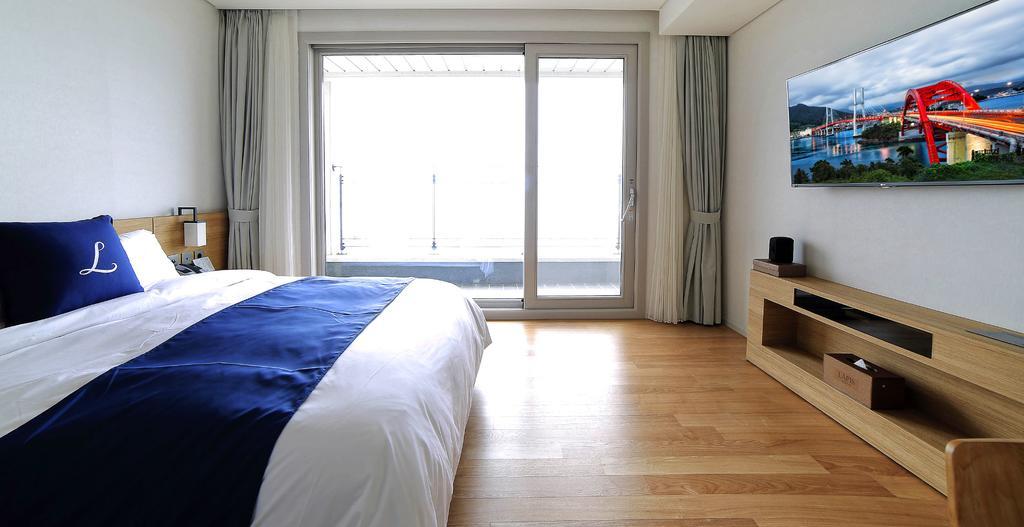 Lapis Hotel Namhae Exterior photo